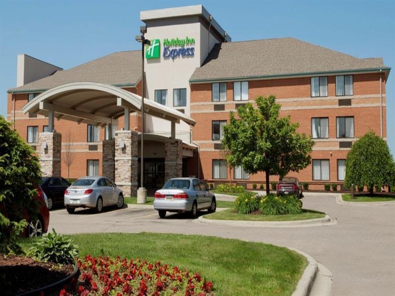 Holiday Inn Express Romulus / Detroit Airport By Ihg Экстерьер фото